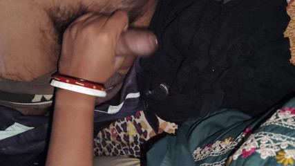Woke up my sleeping wife at night and punched her ass! Desi vhabhi blowjob