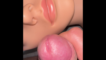 I'm trying to cum on the mannequin's face.