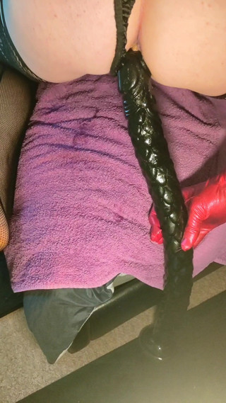 Monster dildo