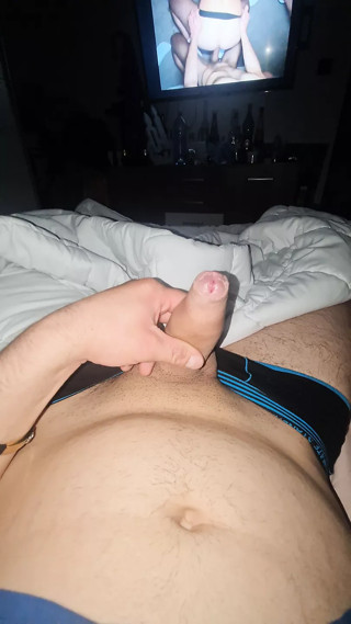 Watching porn makes me jerk off
