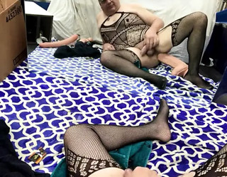 Stretching My Cunt Hard thumbnail