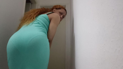 Stepmom Shemale Dress Parte I thumbnail