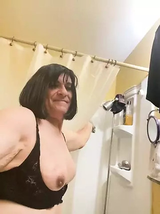 TS Janelle Tracy