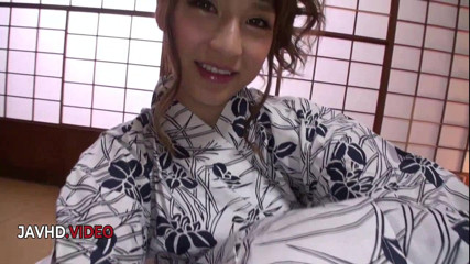 Asian Beauty's Wet Vagina Receives Delicious Cumshot After Oral Pleasure