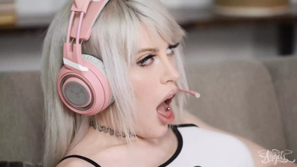 Naughty Aften Opal Uses Her Amazing Ass To Get Her Gf Izzy Wilde's Attention So They Can Get Fucked - TRANS ANGELS thumbnail