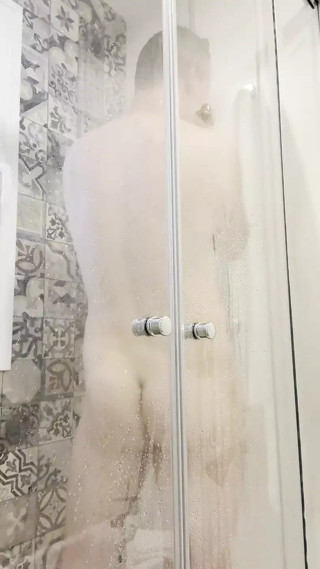 Wet Shower of a Muscular Daddy