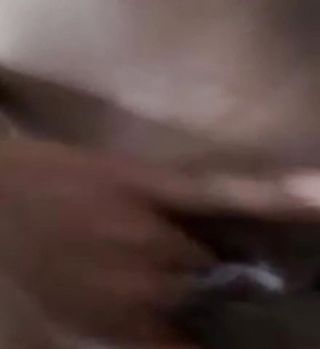 fingering pussy orgazom crimpy juicy