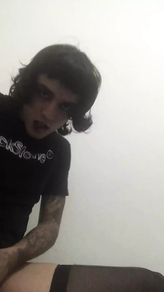 Sexy Goth tease