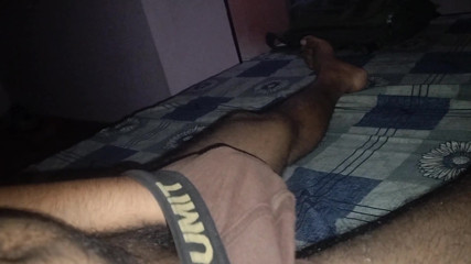 JERKING MY BLACK DICK UNTIL CUM!!
