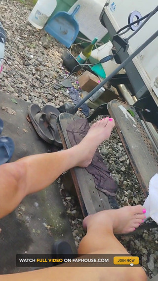 Exposure of Worlds Smallest Cock! thumbnail