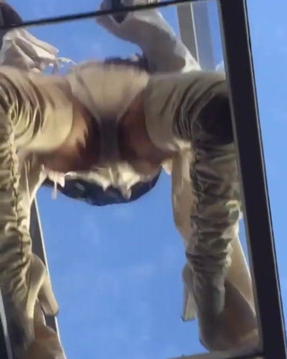 RIRI naughty