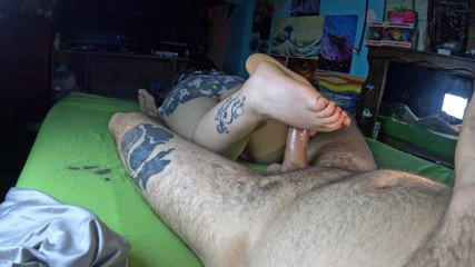 orange toe flower footjob toes covered in cum