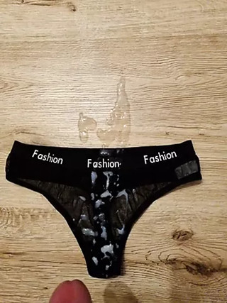 Masturbate on Girls Panties