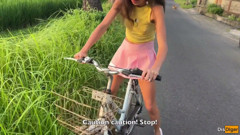 Thanked a Stranger with My Pussy After He Helped Me with My Bike - Creampie