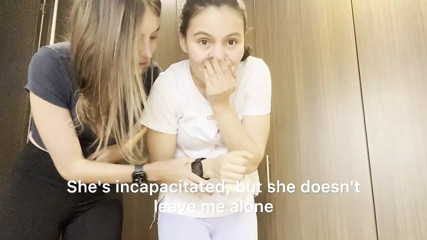 Two Lesbians Have Sex in the Car