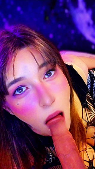 Beautifull Trans Girl Loves to Suck Big Cocks thumbnail