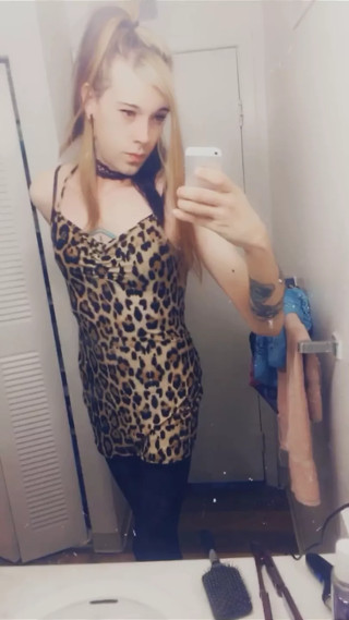 Cheetah Girl Wants To Feel Your Cock
