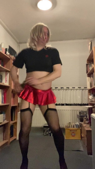 dancing cunt (part one)