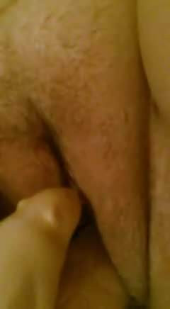 sie allein zuhause
