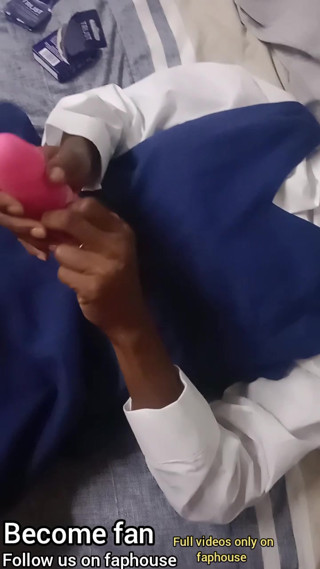 Black Student Slut Play with Pussy and Sucks Pink Vibrator in