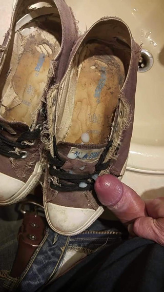 Cumming converse sneakers