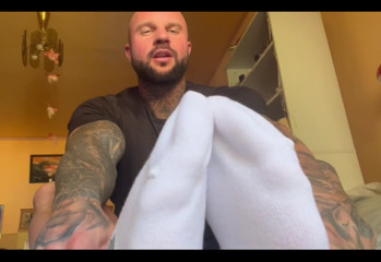 You Like Your Footjobs with Socks on? or Bare Feet? or a Little Bit of Both?