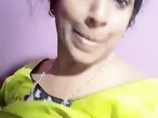 PlayboyStarX VIDEOS 9 KERALA AUNTY FLASHING HER BOOB&#039;S