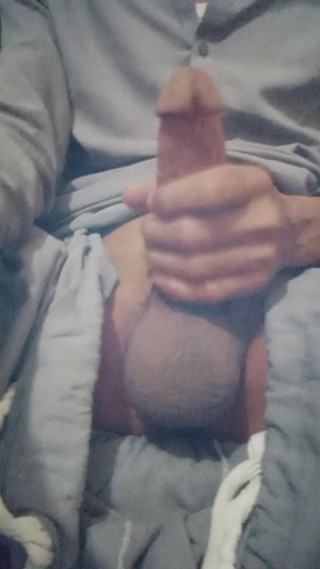 This is my  hot body. Any virgin girl, married woman, wants to suck my body, wants to suck my cock, then you can contact me.