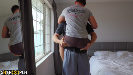 Newcomer Joel Gordo Fucks Collin Simpson