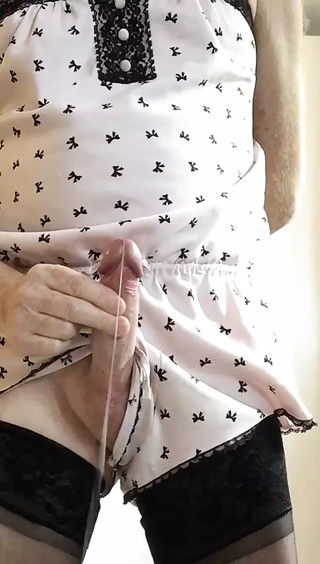 Sarah cd shoots cum load thumbnail