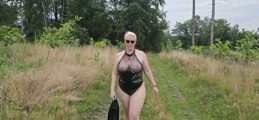 I Want to Have Fun Outdoors Again as if I Were Out on the Lawn Having Sex with My Vibrator in the Woods