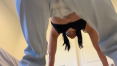 Giantess Squats in Jeans