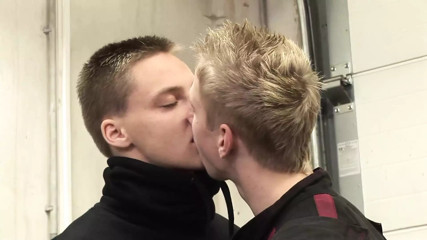Hot mechanic turns on customer hard and has great gay sex with him