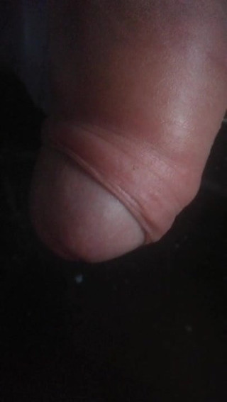 Foreskin pumped play