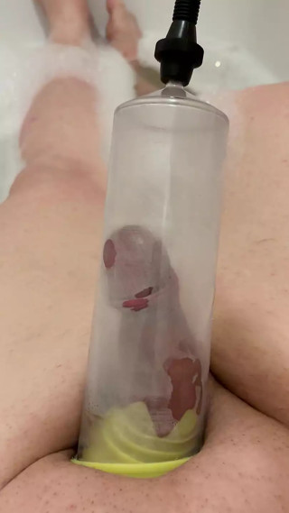Penis pump in Barth than masturbate