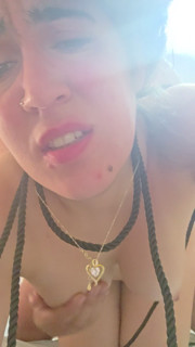 Good fuck in the ass and leaves her cum inside my ass
