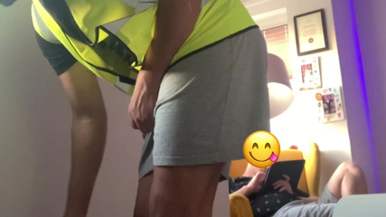 While painting the wall, I got horny and wanked in front of my friend.