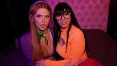 Velma and Daphne get horny when scared