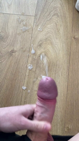 Big cumshot wank wearing underwear