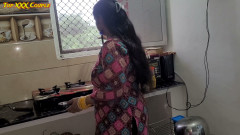 Desi maid hot XXX fun in KICHEN.