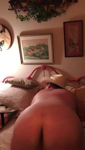 Daddy showing his beautiful ass