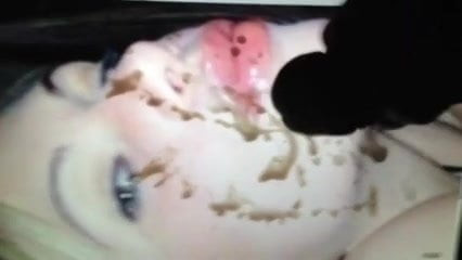 Pedicure Facial - Cum on Screen