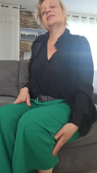 I'm Playing the Little Slut with My Dildo, Pushing It Deep Into My Pussy