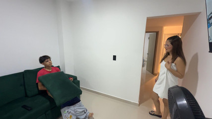 Stepmom with a huge ass discovers her stepson masturbating with her panties and gives him a life lesson with her rich ass.