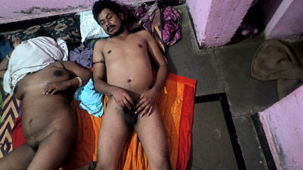 Baap ne sauteli beti ko jabbardasti chod diya