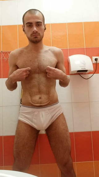 Lickeboy shows his body when no one sees