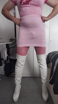 Kinky boots and a bulge in my skirt hollycd1 | Tranny Update | Porn videos