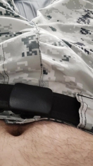 Deslechada en pantalon de la GNM