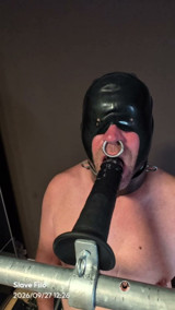 Throat stretching for Slave Filo