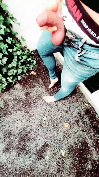 Slutboyben CAM4 Quick Cumshot For My Amsterdam Neighbours 😉